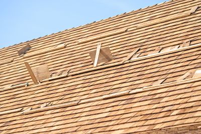 Replacing Cracked Shingles